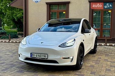 Внедорожник / Кроссовер Tesla Model Y 2021 в Кременчуге