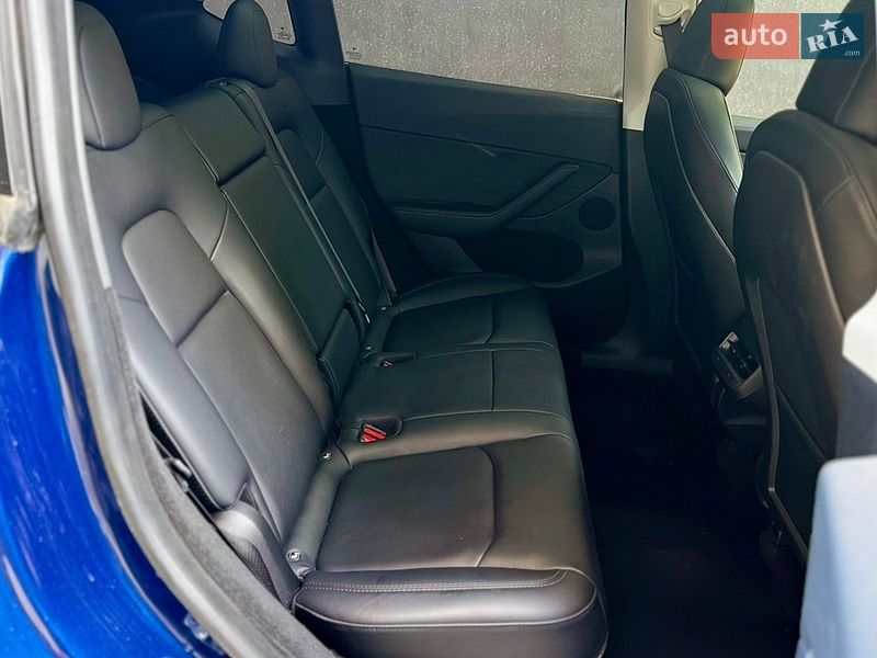 Позашляховик / Кросовер Tesla Model Y 2023 в Харкові