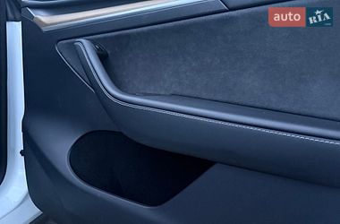 Внедорожник / Кроссовер Tesla Model Y 2023 в Виннице