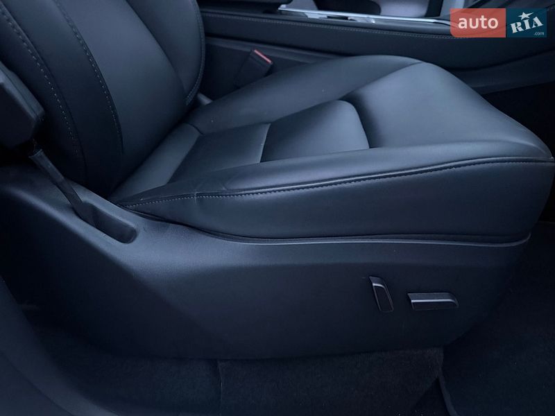 Внедорожник / Кроссовер Tesla Model Y 2023 в Виннице