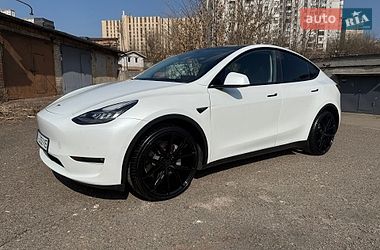 Позашляховик / Кросовер Tesla Model Y 2021 в Києві