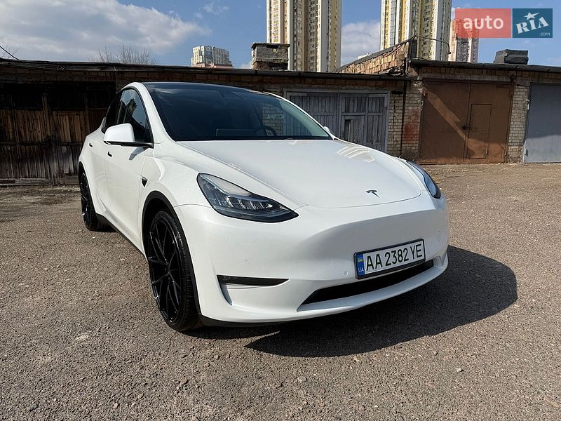 Tesla Model Y 2021 Tesla Model Y 2021