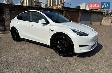 Позашляховик / Кросовер Tesla Model Y 2021 в Києві
