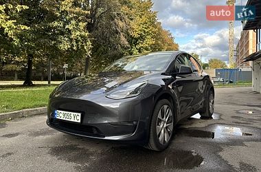 Позашляховик / Кросовер Tesla Model Y 2024 в Тернополі