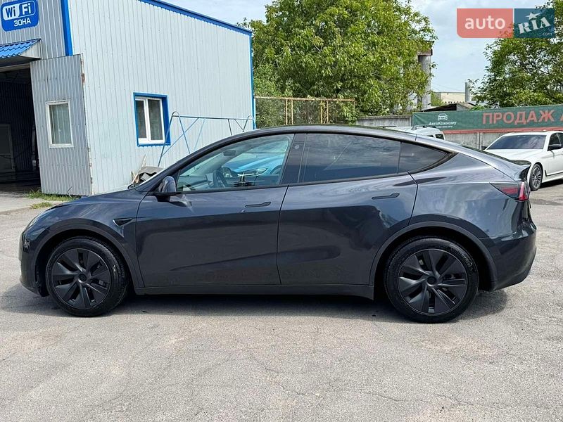Позашляховик / Кросовер Tesla Model Y 2024 в Вінниці