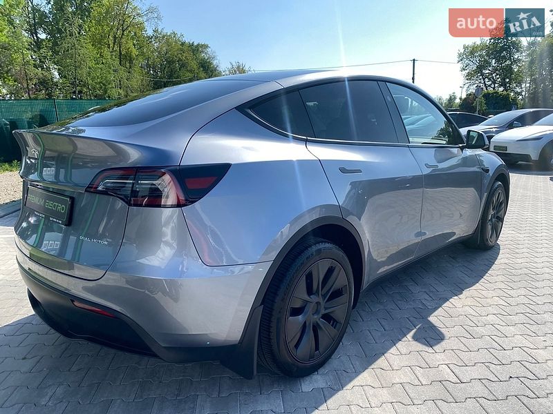 Внедорожник / Кроссовер Tesla Model Y 2024 в Киеве фото 4 Внедорожник / Кроссовер Tesla Model Y 2024 в Киеве