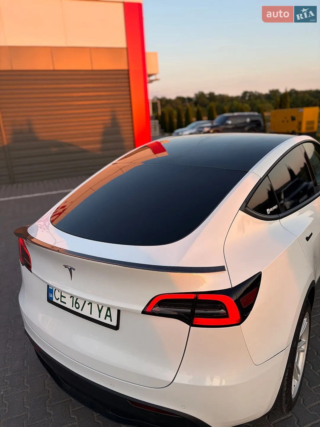 2021 Tesla Model Y - мініатюра 21
