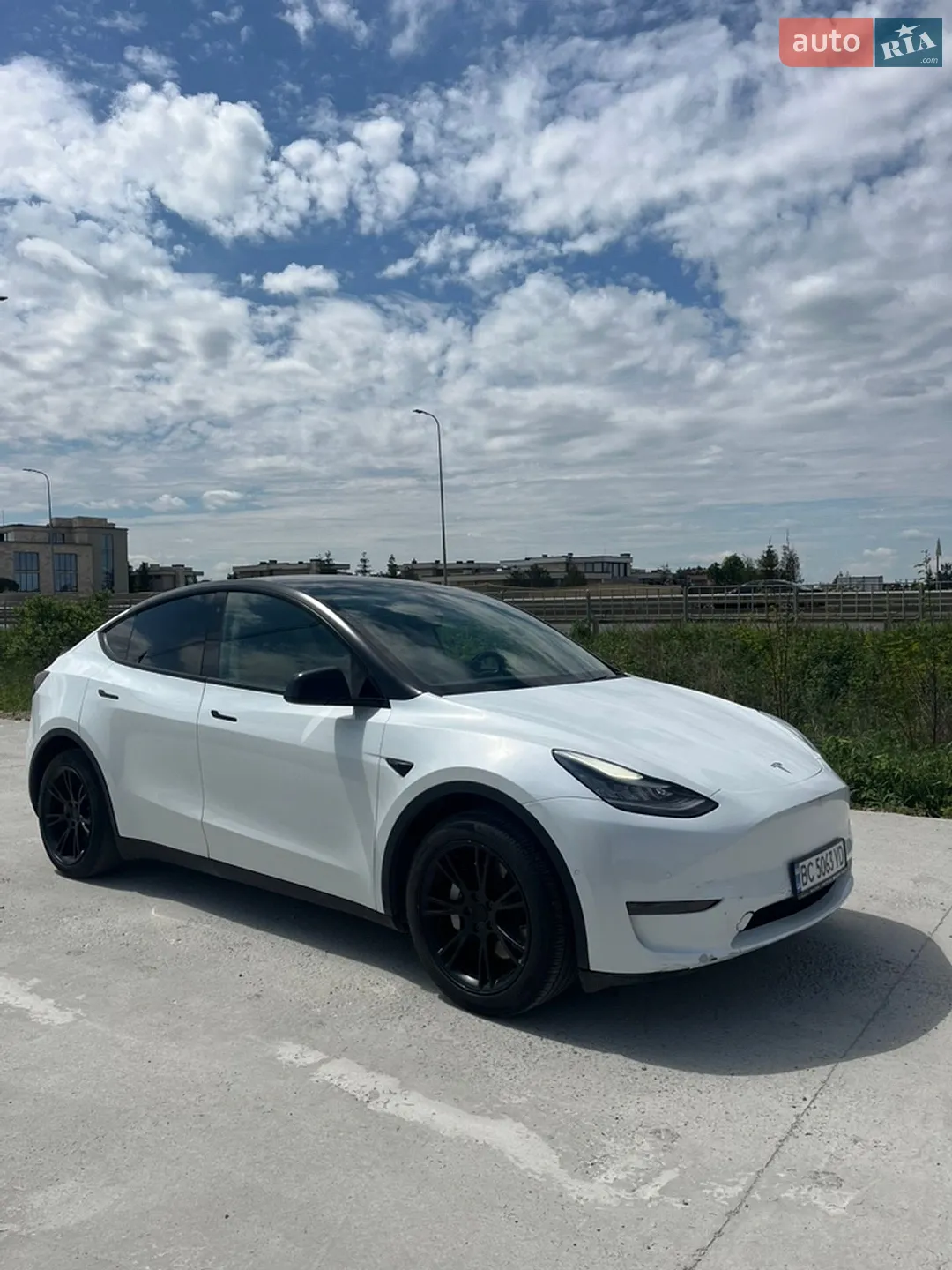 2020 Tesla Model Y - мініатюра 9