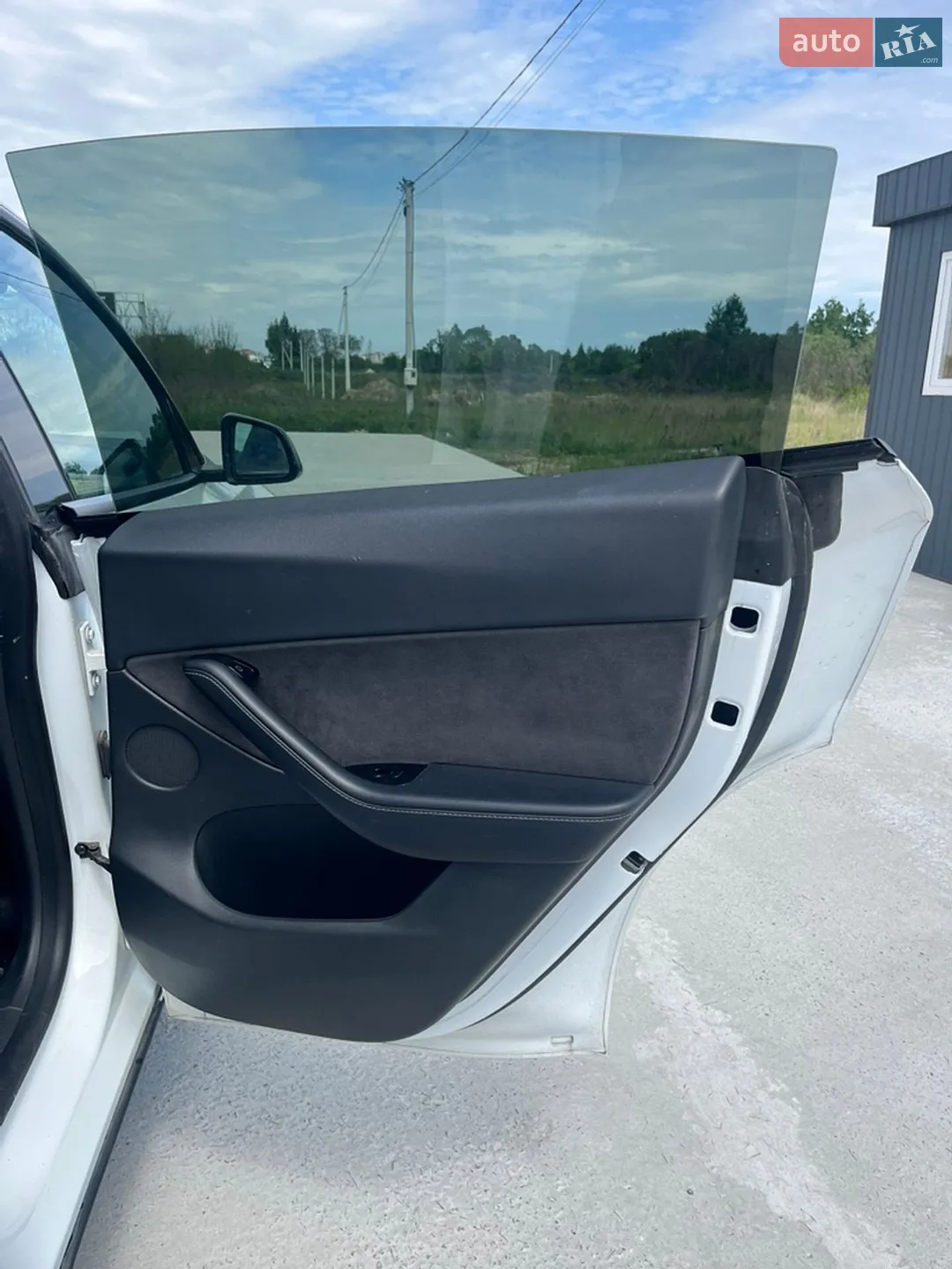 2020 Tesla Model Y - мініатюра 27