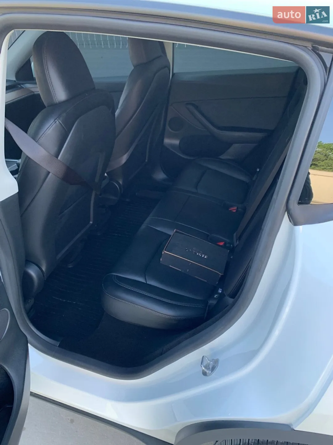 2024 Tesla Model Y - мініатюра 13