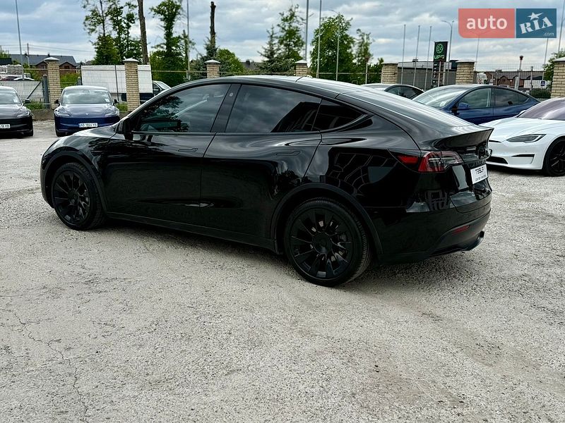 Позашляховик / Кросовер Tesla Model Y 2021 в Вінниці