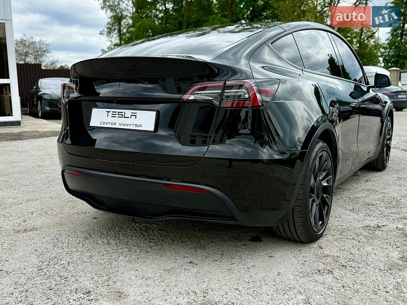 Позашляховик / Кросовер Tesla Model Y 2021 в Вінниці