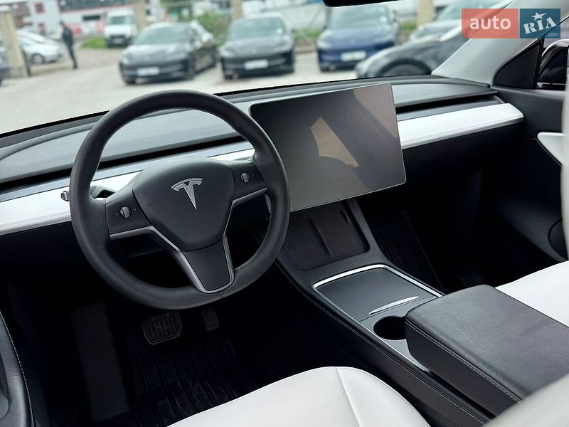 Позашляховик / Кросовер Tesla Model Y 2021 в Вінниці