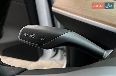 Позашляховик / Кросовер Tesla Model Y 2020 в Мукачевому