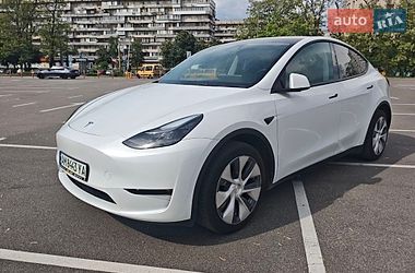 Позашляховик / Кросовер Tesla Model Y 2023 в Києві