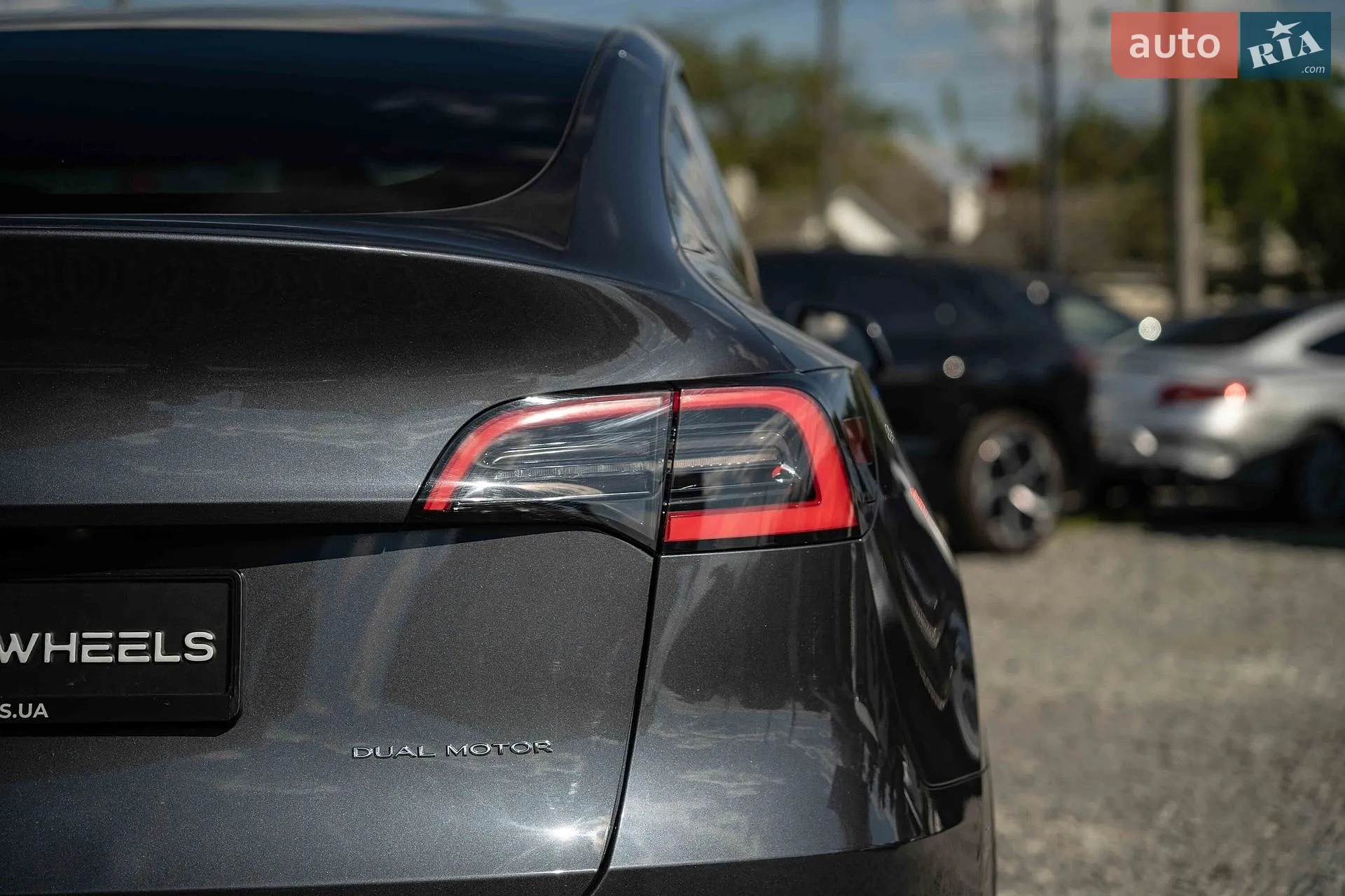 2020 Tesla Model Y - мініатюра 9