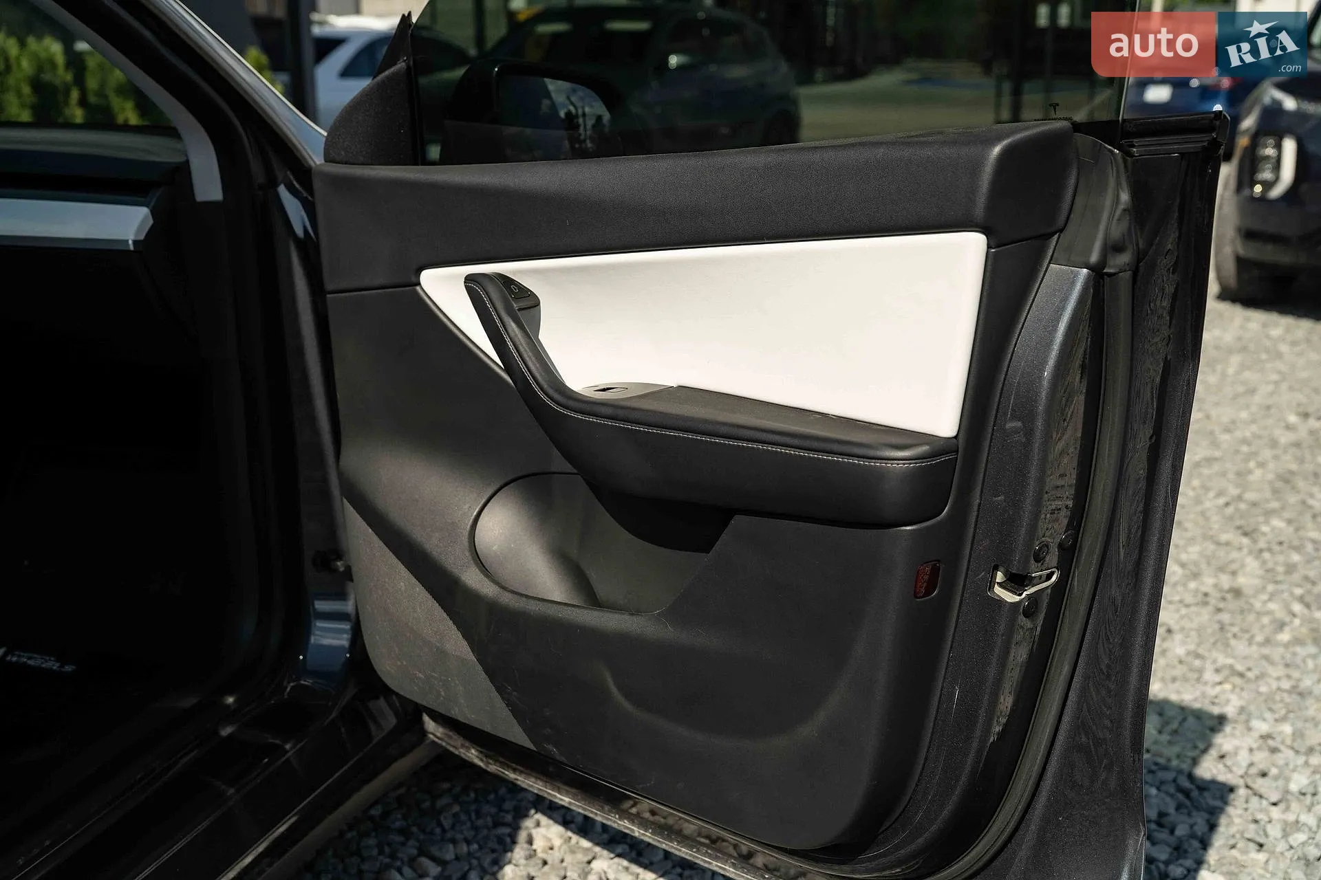 2020 Tesla Model Y - мініатюра 41