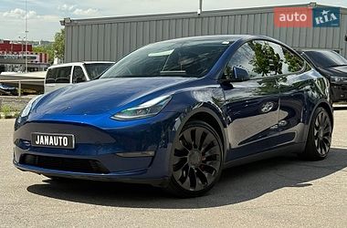 Позашляховик / Кросовер Tesla Model Y 2022 в Харкові