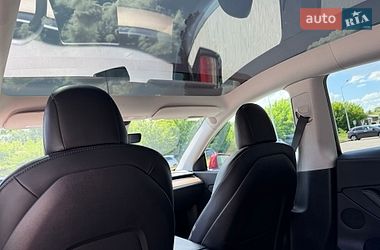 Внедорожник / Кроссовер Tesla Model Y 2021 в Киеве