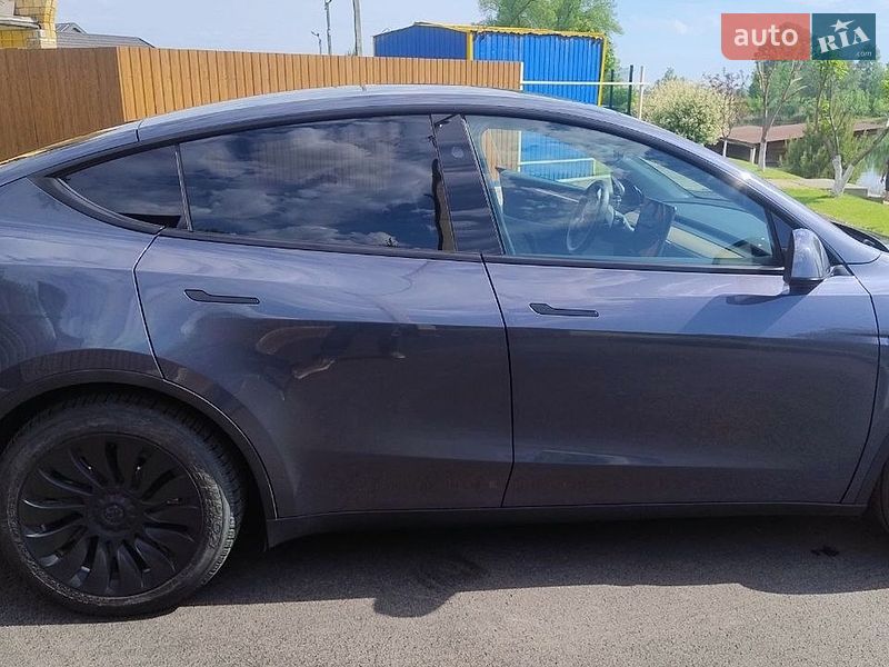 Внедорожник / Кроссовер Tesla Model Y 2023 в Киеве фото 3 Внедорожник / Кроссовер Tesla Model Y 2023 в Киеве