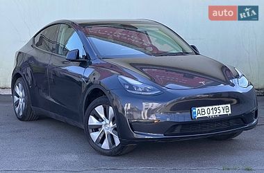 Внедорожник / Кроссовер Tesla Model Y 2025 в Киеве