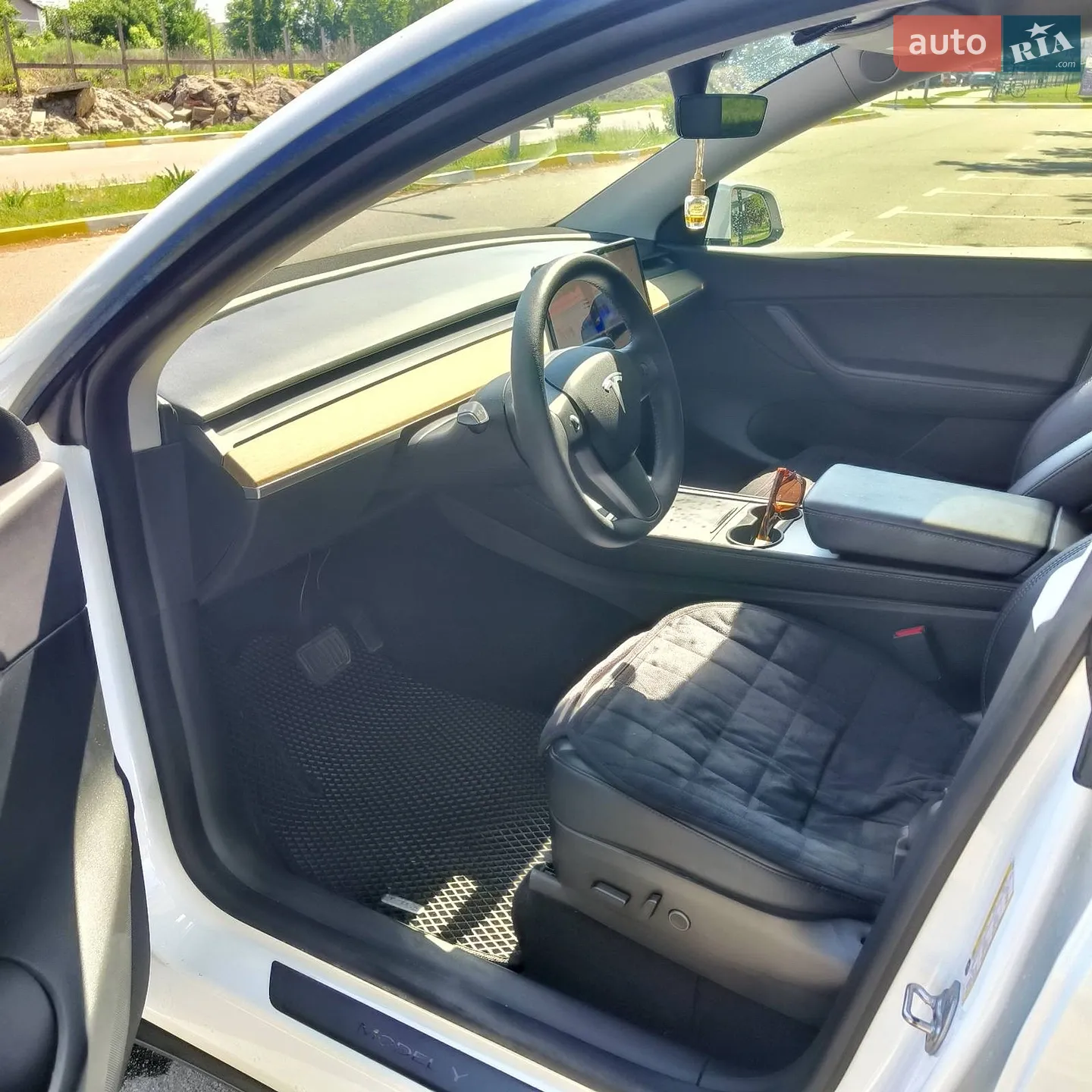 2022 Tesla Model Y - мініатюра 13