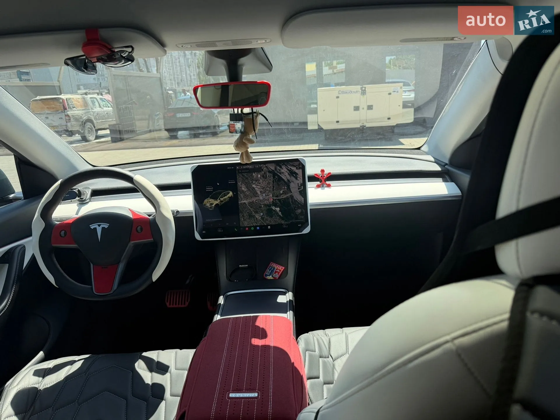 2021 Tesla Model Y - мініатюра 8