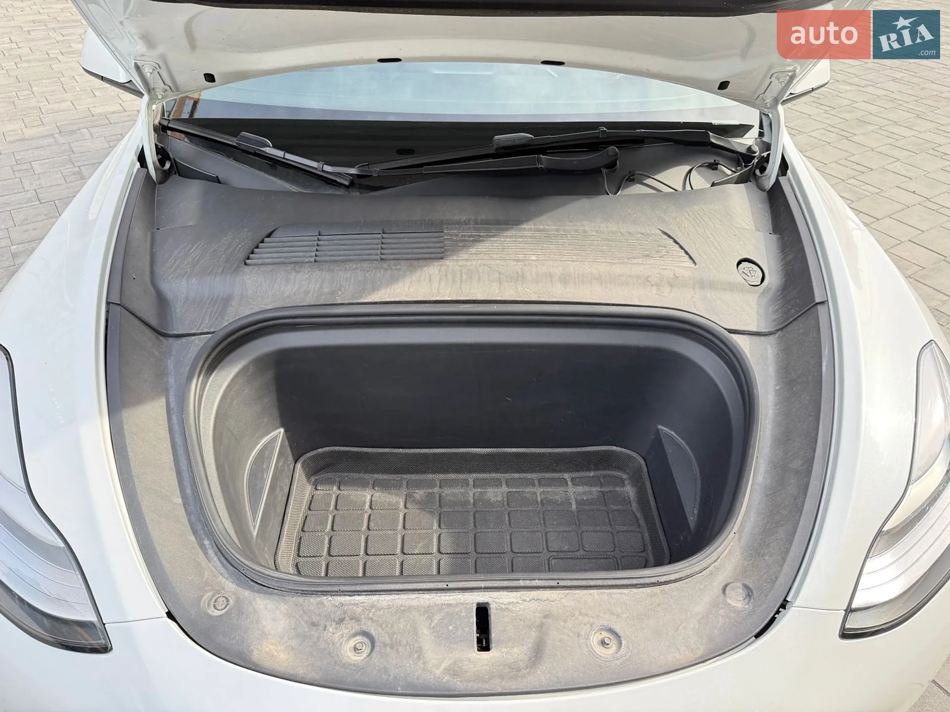 2021 Tesla Model Y - мініатюра 18
