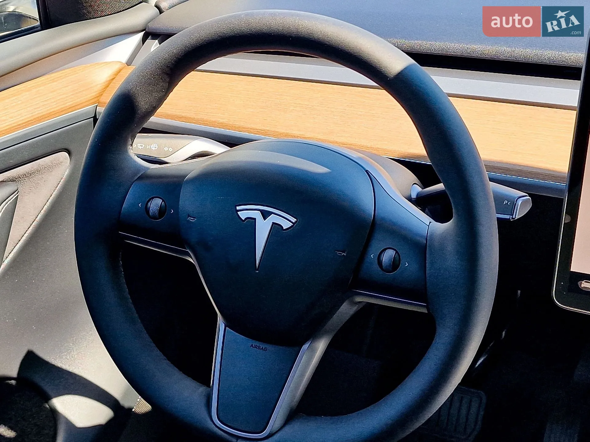 2023 Tesla Model Y - мініатюра 18