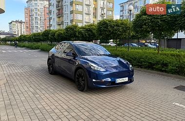 Позашляховик / Кросовер Tesla Model Y 2024 в Івано-Франківську