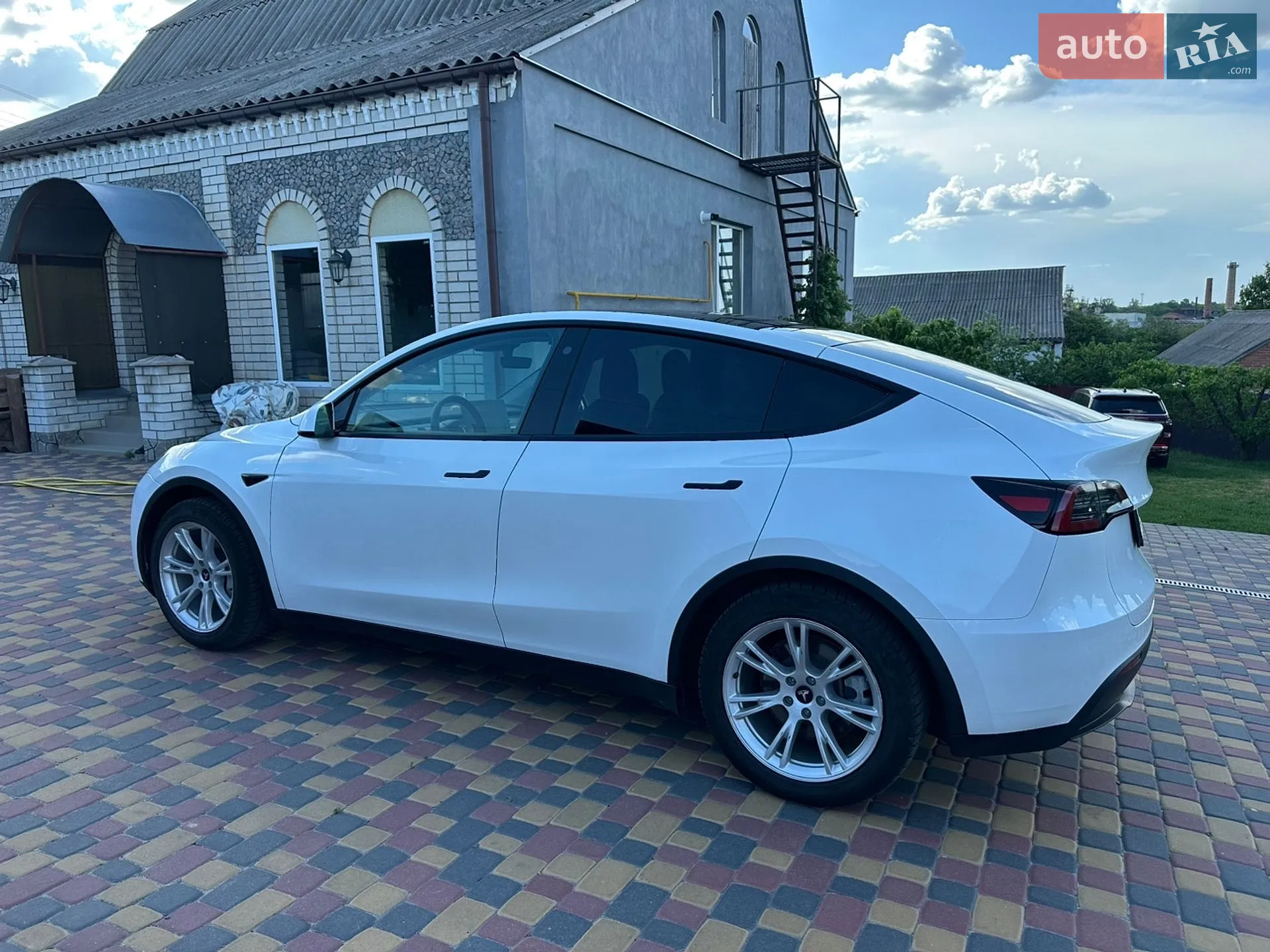 2022 Tesla Model Y - мініатюра 10