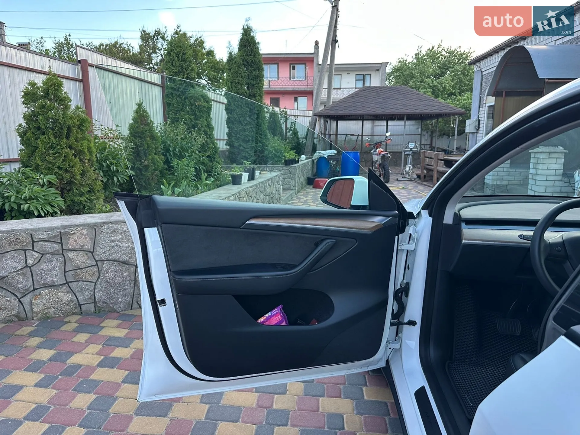 2022 Tesla Model Y - мініатюра 18