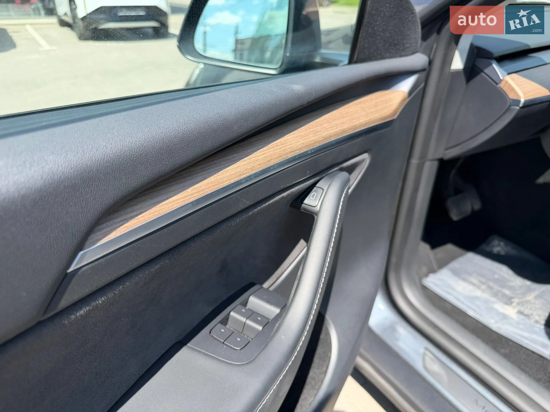 2022 Tesla Model Y - мініатюра 19