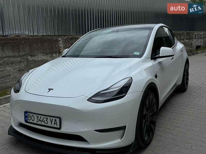 Tesla Model Y 2022