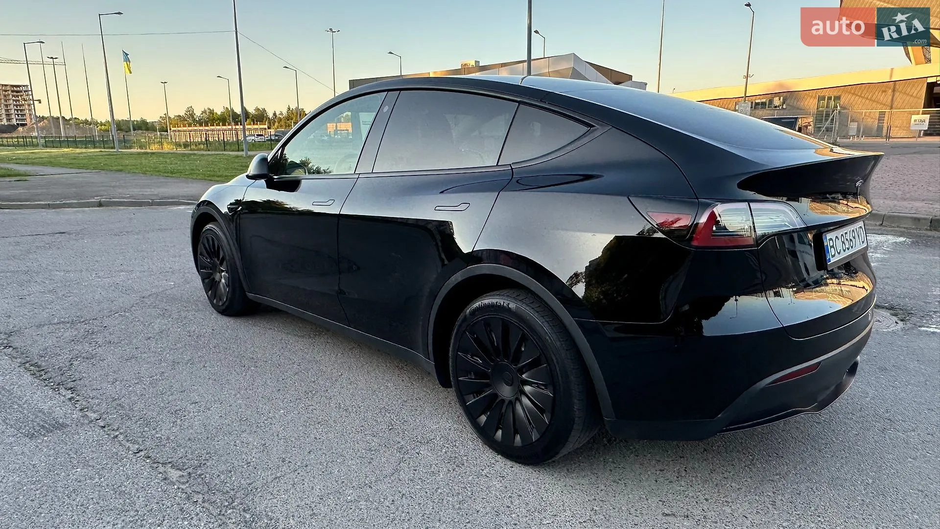 2023 Tesla Model Y - мініатюра 4
