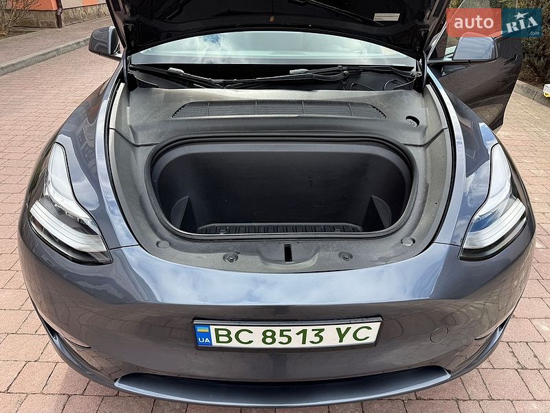 Позашляховик / Кросовер Tesla Model Y 2022 в Стрию