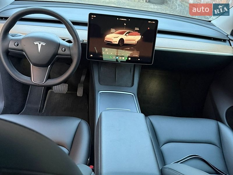 Внедорожник / Кроссовер Tesla Model Y 2023 в Костополе