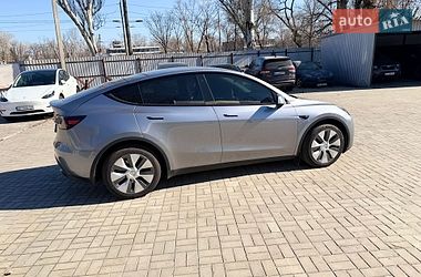 Позашляховик / Кросовер Tesla Model Y 2024 в Дніпрі