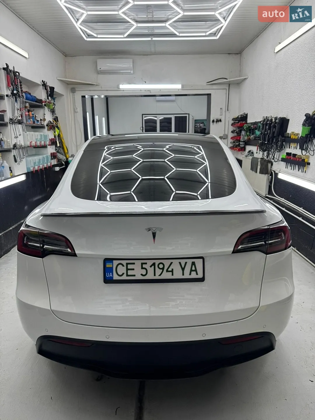 2022 Tesla Model Y - мініатюра 5