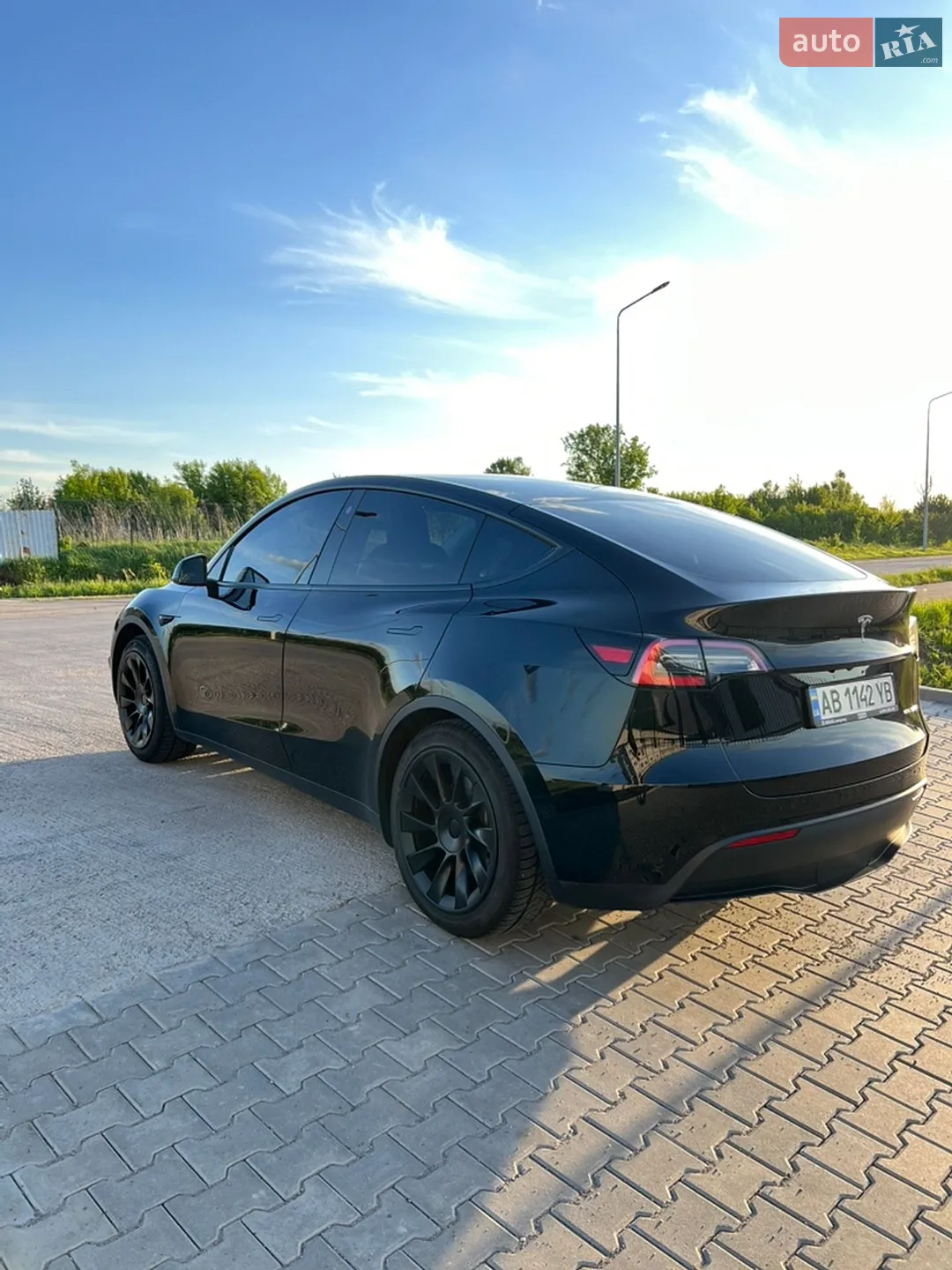 2021 Tesla Model Y - мініатюра 4
