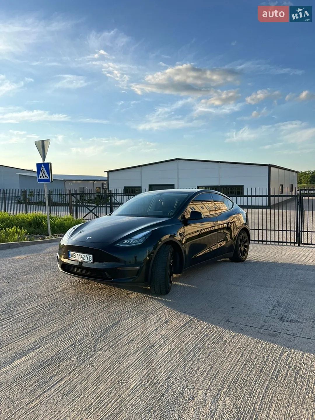2021 Tesla Model Y - мініатюра 14