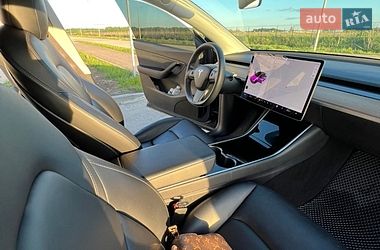 Внедорожник / Кроссовер Tesla Model Y 2021 в Виннице