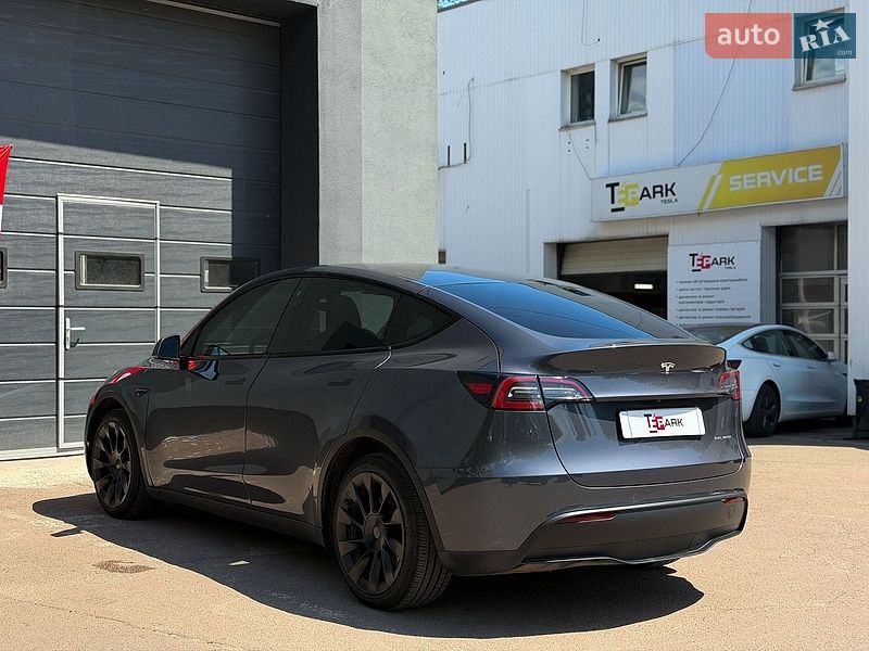 Внедорожник / Кроссовер Tesla Model Y 2022 в Киеве