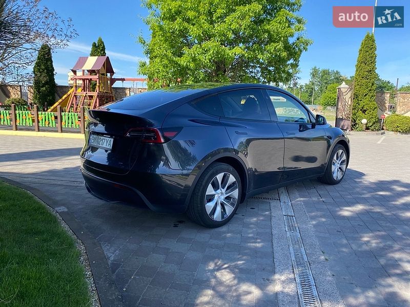 Внедорожник / Кроссовер Tesla Model Y 2024 в Сарнах фото 18 Внедорожник / Кроссовер Tesla Model Y 2024 в Сарнах