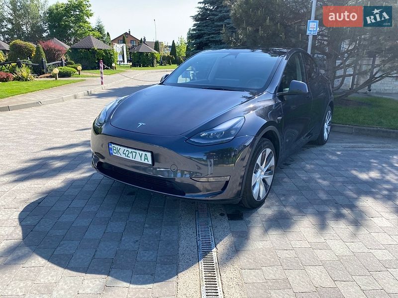 Внедорожник / Кроссовер Tesla Model Y 2024 в Сарнах фото 30 Внедорожник / Кроссовер Tesla Model Y 2024 в Сарнах