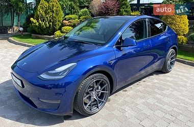 Позашляховик / Кросовер Tesla Model Y 2022 в Сарнах