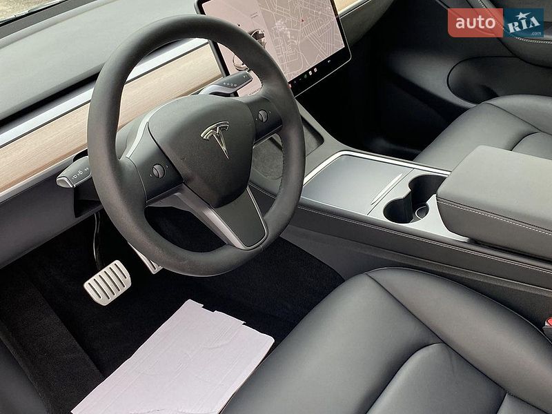 Внедорожник / Кроссовер Tesla Model Y 2021 в Тернополе