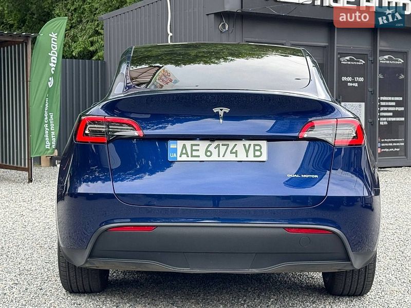 Внедорожник / Кроссовер Tesla Model Y 2023 в Днепре