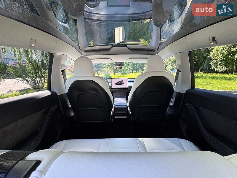 Внедорожник / Кроссовер Tesla Model Y 2024 в Виннице