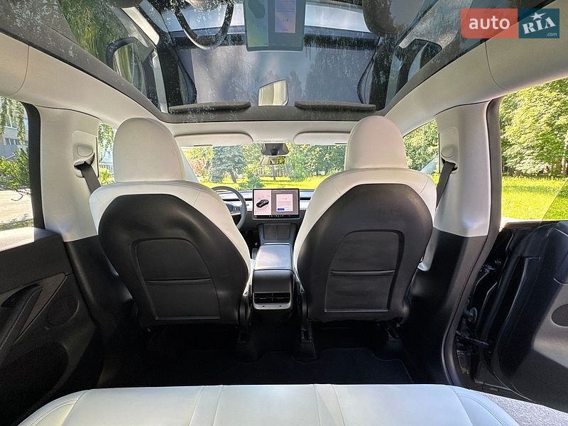 Внедорожник / Кроссовер Tesla Model Y 2024 в Виннице